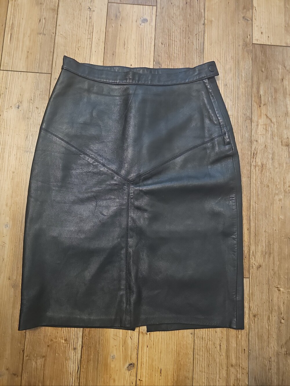 Genuine Vintage 1980s Leather Pencil Skirt
